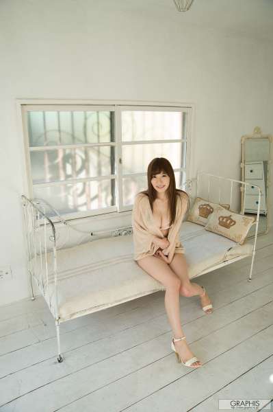 Gals Aoi 葵、あおい『Float On』