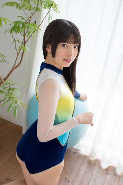 翘臀美女~体操服妹子
