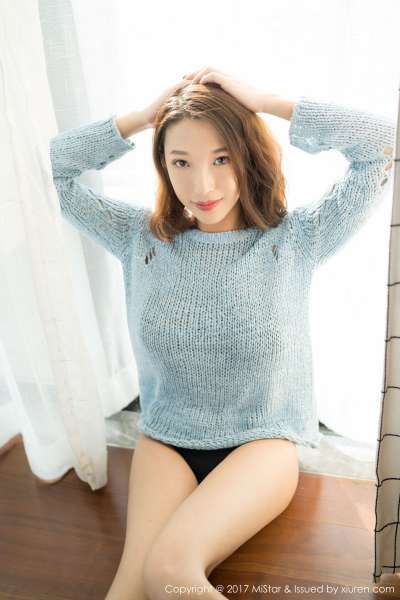 巨乳美女栗子Riz 写真套图