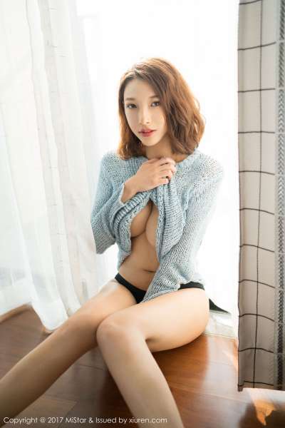 巨乳美女栗子Riz 写真套图