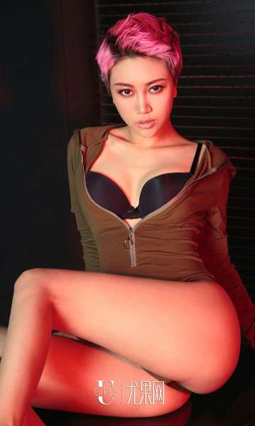 Amanda - 酷爽辣妹 写真套图