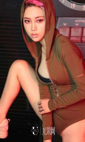 Amanda - 酷爽辣妹 写真套图