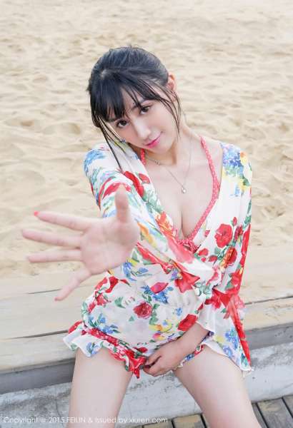 杨晓青儿~性感美女写真套图