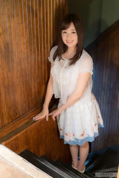 翘臀日本美女图片