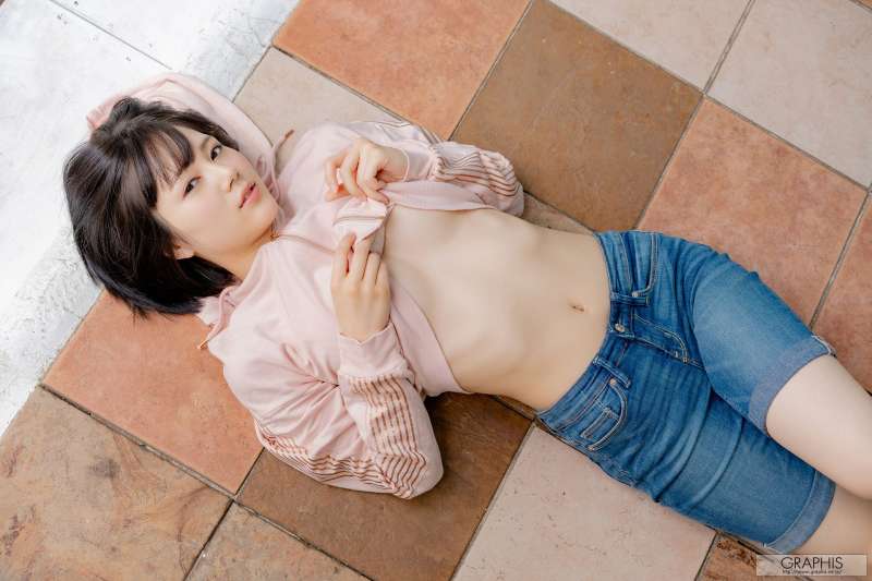 翘臀美女~凉森玲梦