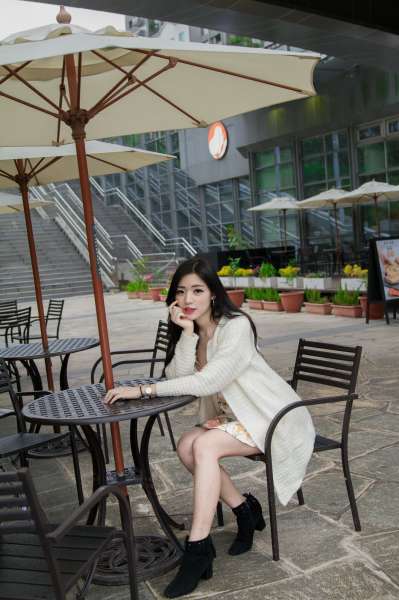 [台湾美女] 谢立琪 - 大安森林公園写真