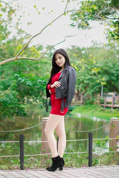 [台湾美女] 谢立琪 - 大安森林公園写真