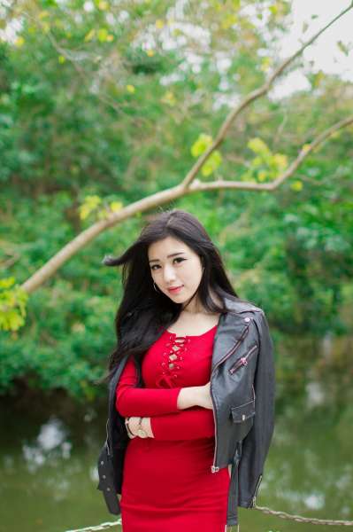 [台湾美女] 谢立琪 - 大安森林公園写真