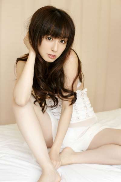 秋山莉奈~翘臀女优