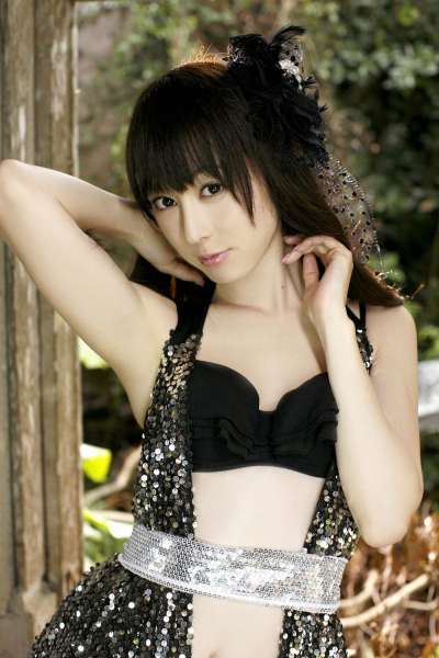 秋山莉奈~翘臀女优