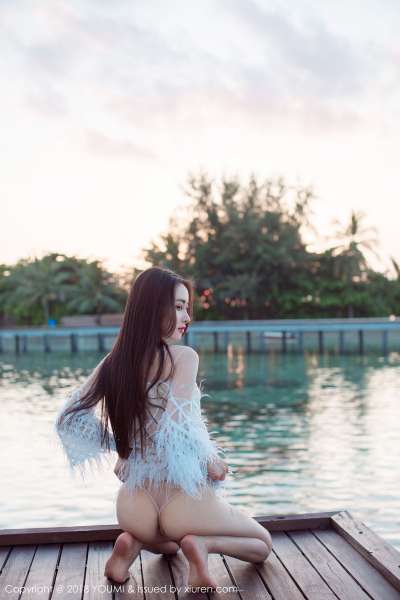 御姐@穆菲菲 - 马尔代夫旅拍海边主题写真
