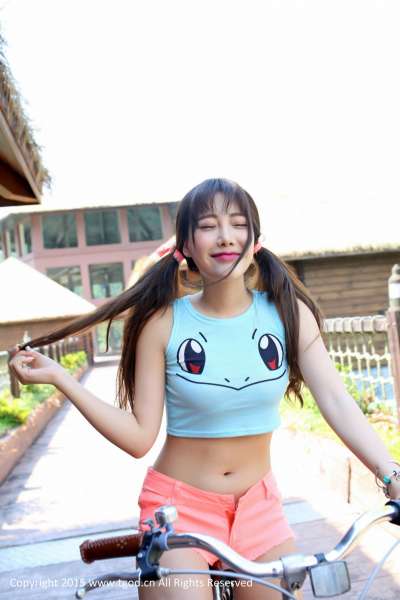 《云曼旅拍》 长腿美女朱若慕Akiki 第三刊写真