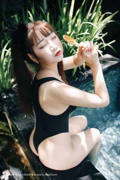 芒果柯柯 - G奶的贴面诱惑 写真