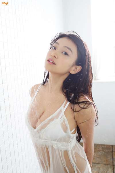 山地麻里山地まり Mari Yamachi 《君と重力》~巨乳女优图集