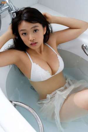 山地麻里山地まり Mari Yamachi 《君と重力》~巨乳女优图集