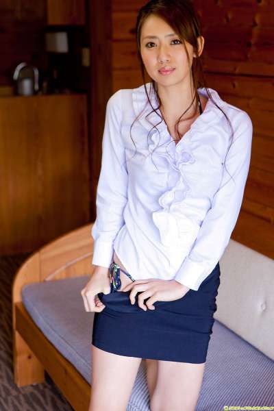 滝川綾 Aya Takigawa 性感女优写真套图