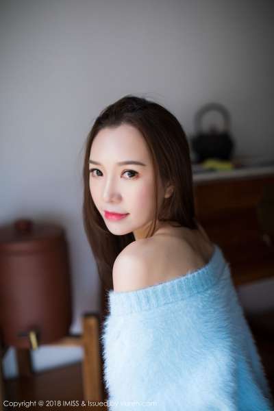 模特@katrina - 美胸蜂腰秀腿美图