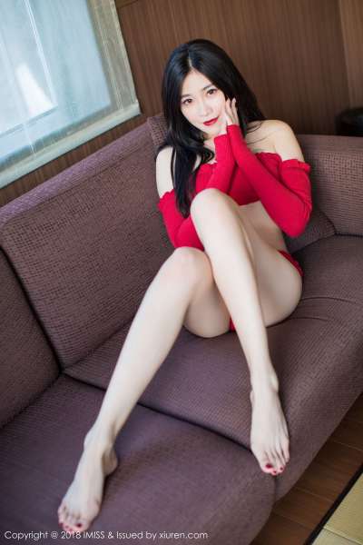 许诺Sabrina - 北海道旅拍黑丝美腿性感写真