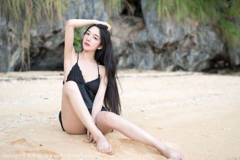 女神@小热巴甲米旅拍第三套迷人诱惑写真图集