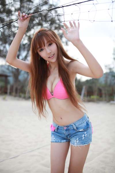 王馨瑶yanni-性感玉女海南三亚拍摄