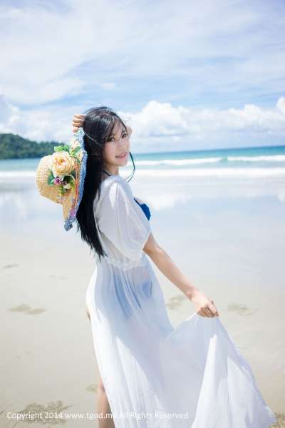 绮里嘉Ula《沙滩仙子》沙巴旅拍美图写真