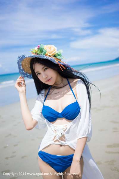 绮里嘉Ula《沙滩仙子》沙巴旅拍美图写真