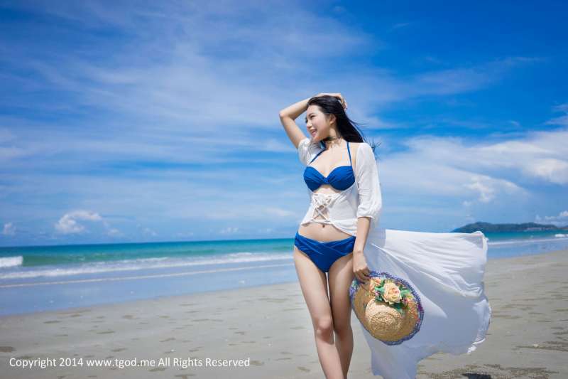 绮里嘉Ula《沙滩仙子》沙巴旅拍美图写真
