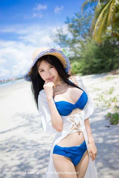 绮里嘉Ula《沙滩仙子》沙巴旅拍美图写真