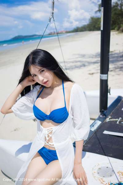 绮里嘉Ula《沙滩仙子》沙巴旅拍美图写真