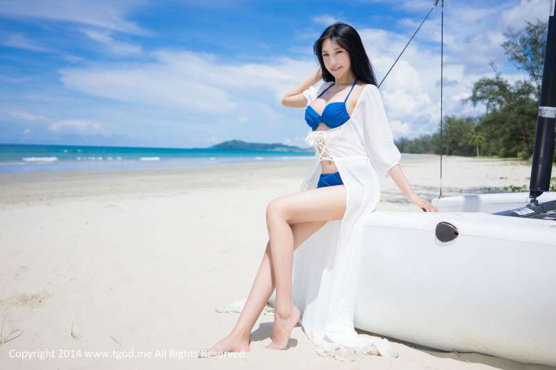 绮里嘉Ula《沙滩仙子》沙巴旅拍美图写真