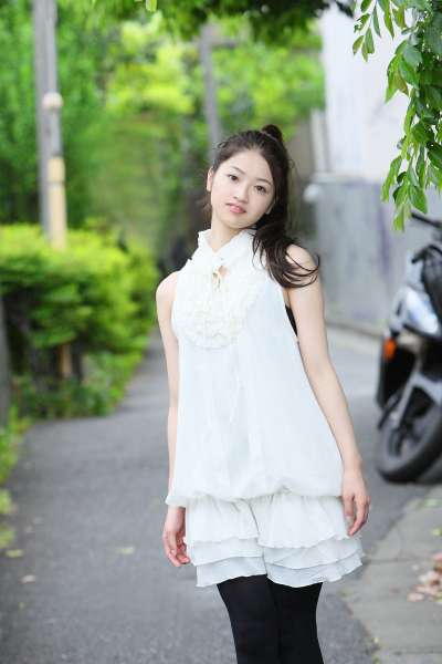 Emika Sagesaka 提坂笑加[20P]