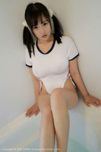 国内清纯马尾辫模特，看着很嫩[32P]