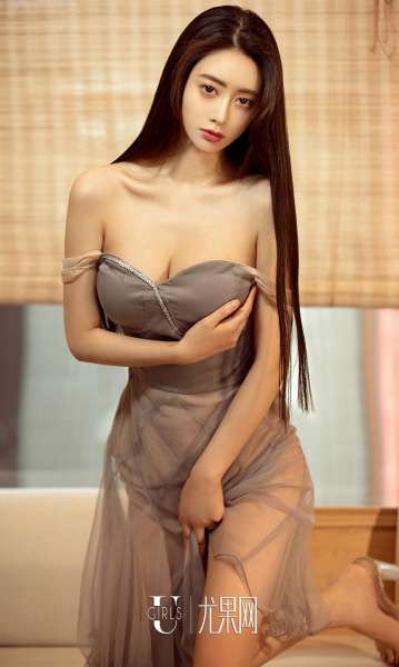 穆菲菲 - 性感美女闹中取静