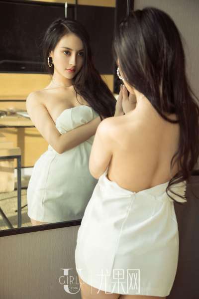 莫妮卡 美女诱惑写真套图