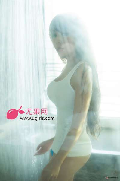 张译文-迷离诱惑的干净清纯美人