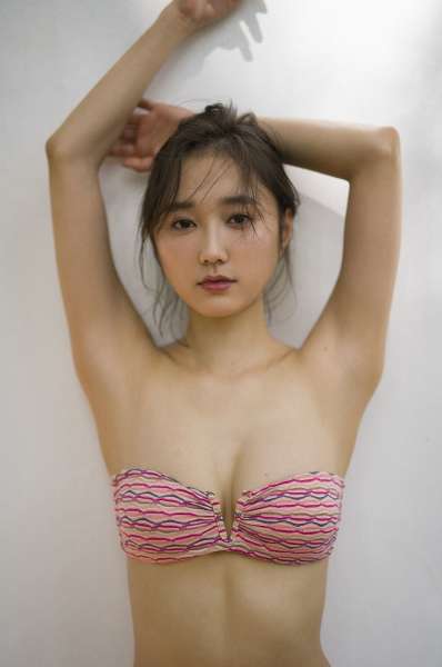 鈴木友菜 - 「なんだこりゃ、天使すぎる！」天使女优诱惑图集