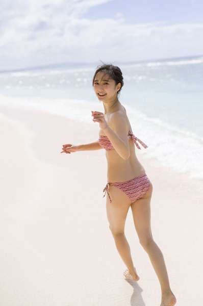 鈴木友菜 - 「なんだこりゃ、天使すぎる！」天使女优诱惑图集