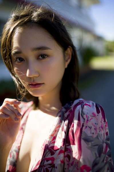 鈴木友菜 - 「なんだこりゃ、天使すぎる！」天使女优诱惑图集