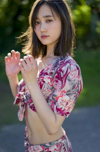 鈴木友菜 - 「なんだこりゃ、天使すぎる！」天使女优诱惑图集