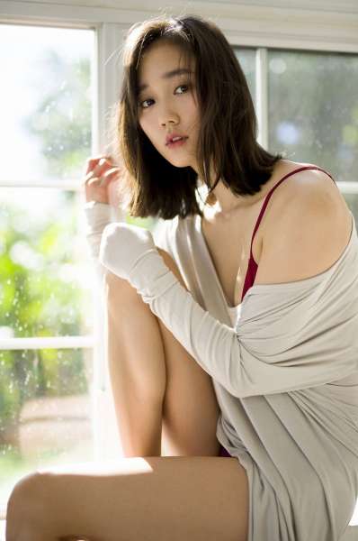 鈴木友菜 - 「なんだこりゃ、天使すぎる！」天使女优诱惑图集