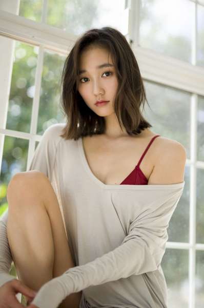 鈴木友菜 - 「なんだこりゃ、天使すぎる！」天使女优诱惑图集