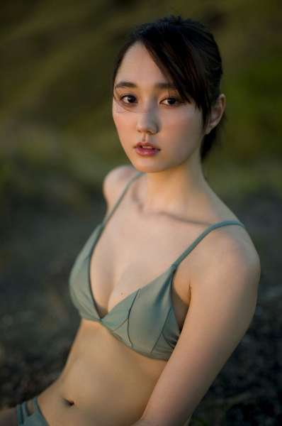 鈴木友菜 - 「なんだこりゃ、天使すぎる！」天使女优诱惑图集