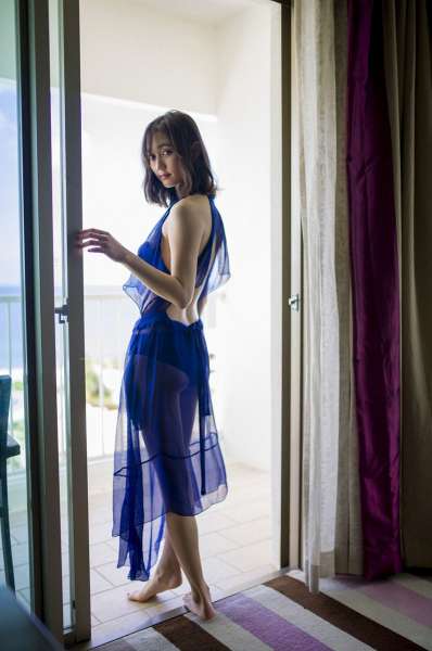 鈴木友菜 - 「なんだこりゃ、天使すぎる！」天使女优诱惑图集