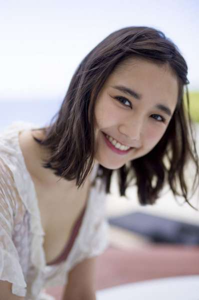 鈴木友菜 - 「なんだこりゃ、天使すぎる！」天使女优诱惑图集
