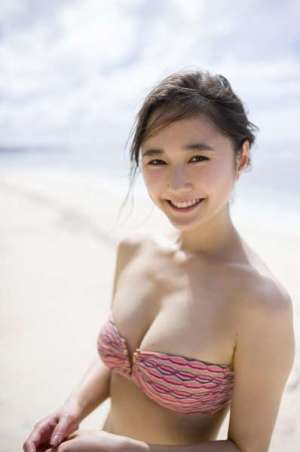 鈴木友菜 - 「なんだこりゃ、天使すぎる！」天使女优诱惑图集