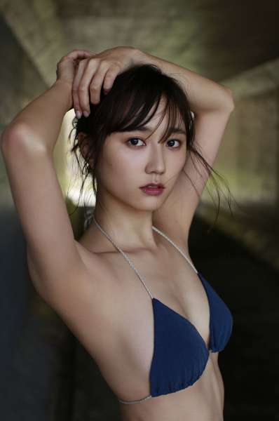 鈴木友菜 『新・癒しの女神が降臨!』~性感女优图集