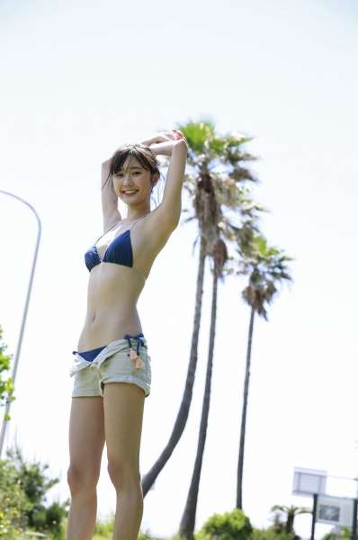 鈴木友菜 『新・癒しの女神が降臨!』~性感女优图集