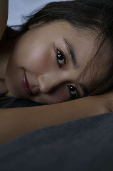 鈴木友菜 『新・癒しの女神が降臨!』~性感女优图集