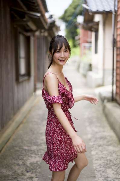 鈴木友菜 - 鈴木友菜の時代がやってくる！岛国女优诱惑图集