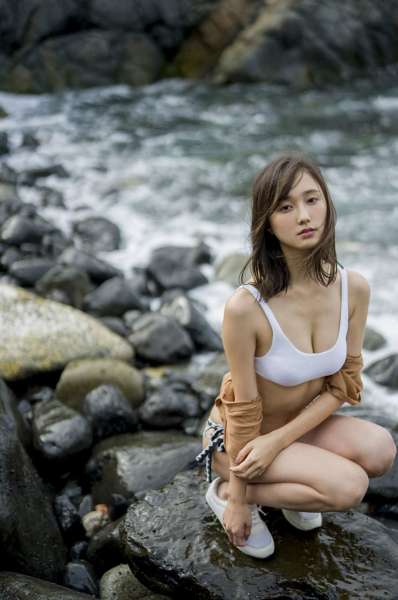 鈴木友菜 - 鈴木友菜の時代がやってくる！岛国女优诱惑图集